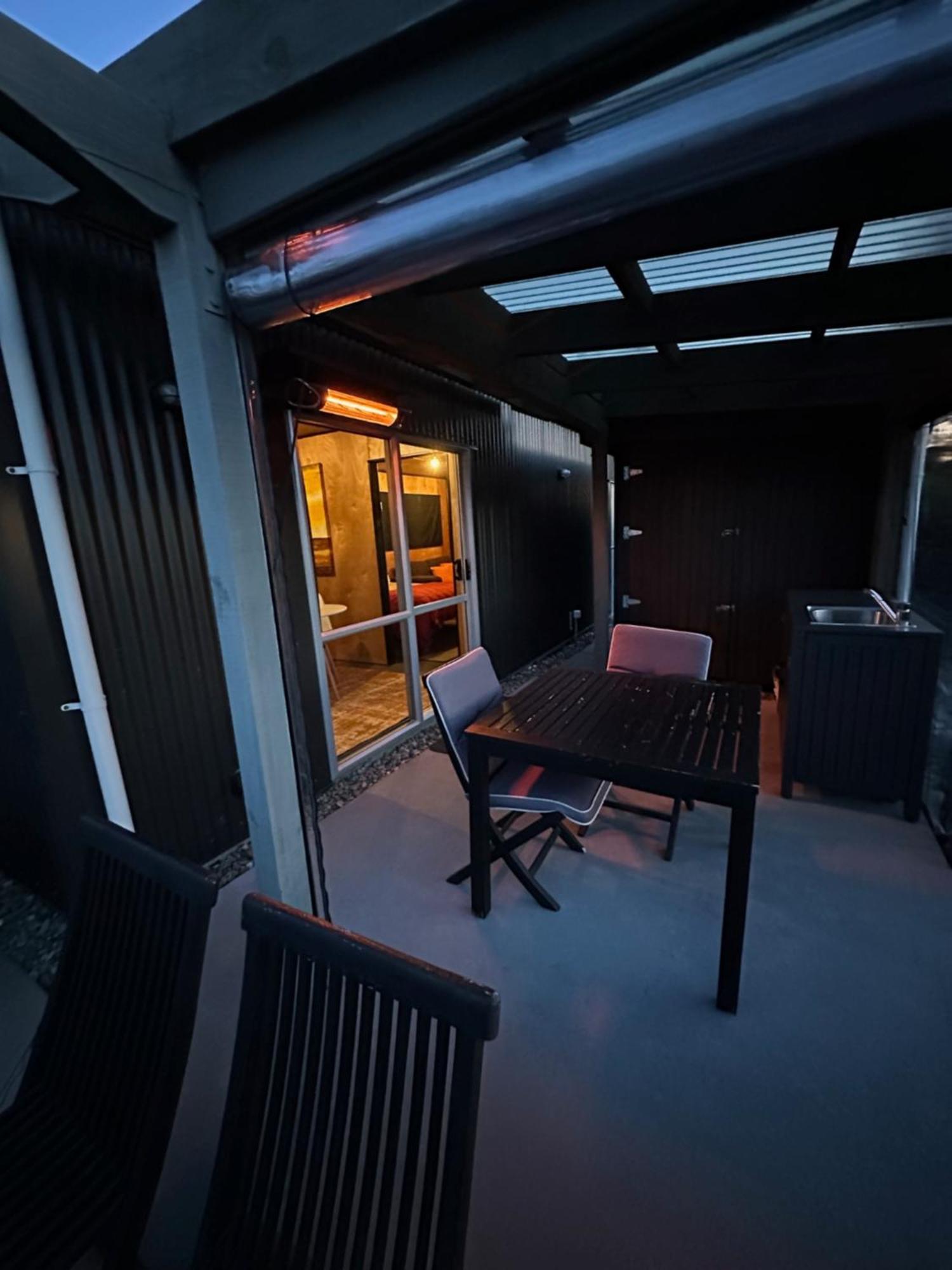 شقة The Shed With A View Mahana المظهر الخارجي الصورة